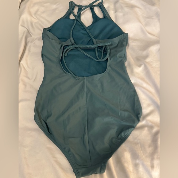 Merona Forest Green on piece bathing suit - Picture 4 of 9